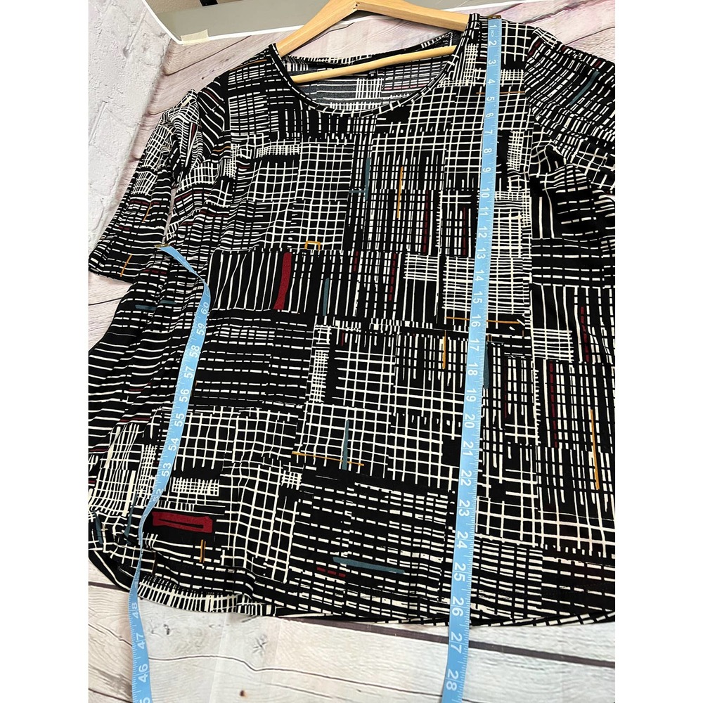 Sum Kim Side Button Tunic Top Geometric Print M - image 8